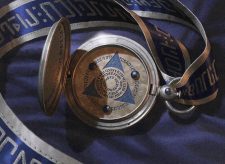 Azorius Locket